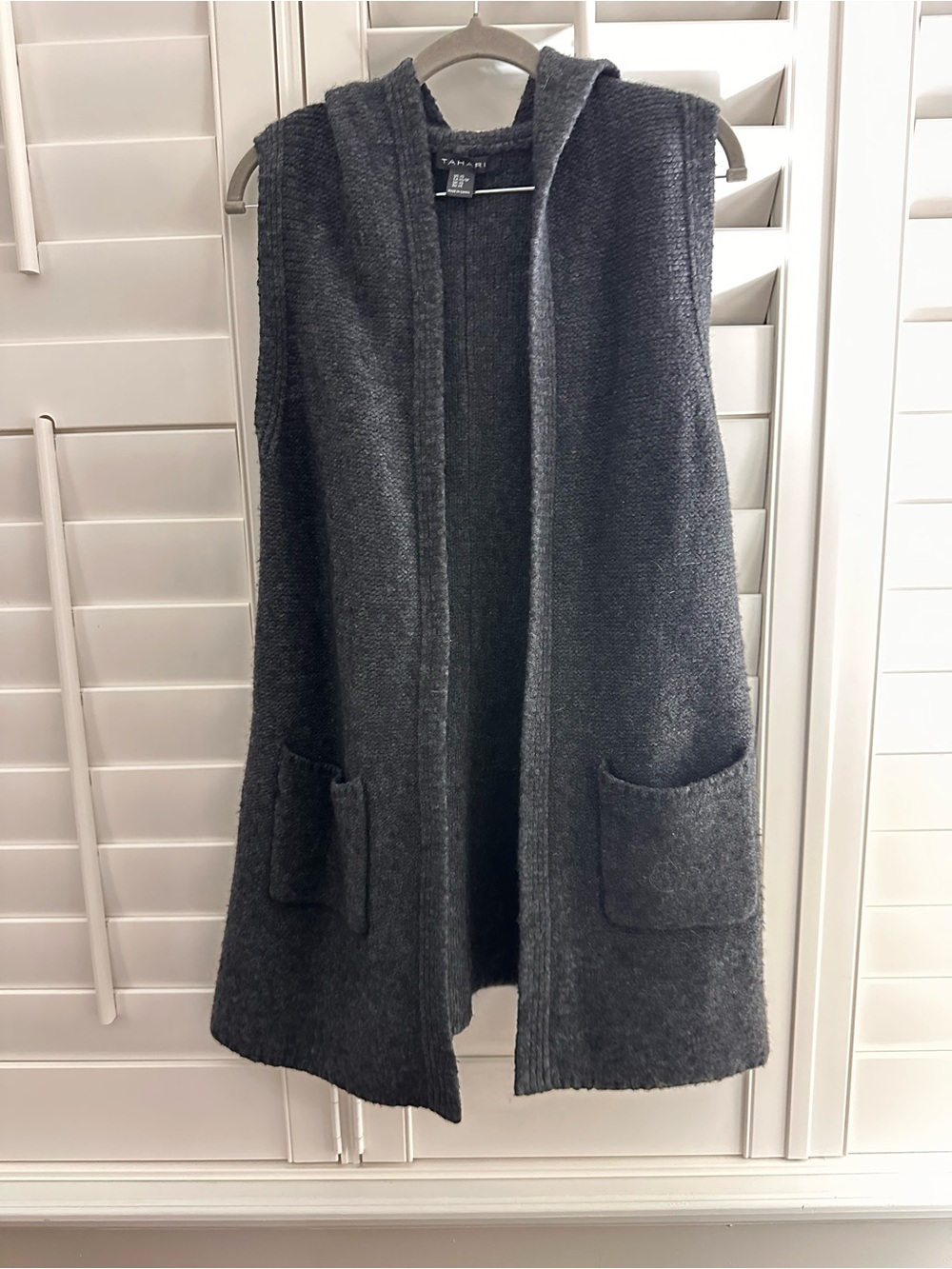 Tahari Dark Gray Hooded Sleeveless Long Vest